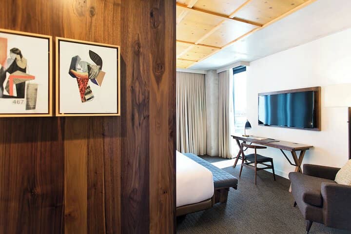 Room 19 of 69